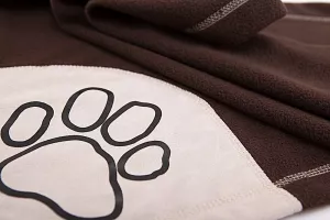 Deka pro psy HOBBY DOG - hnědá, fleece - Deka pro psy HOBBY DOG - hnědá, fleece - detail